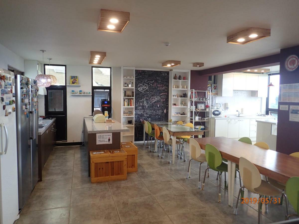 Galeum Guesthouse Seogwipo Zewnętrze zdjęcie